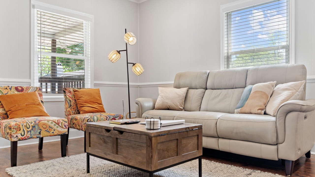 Photo of Livingroom in Parker