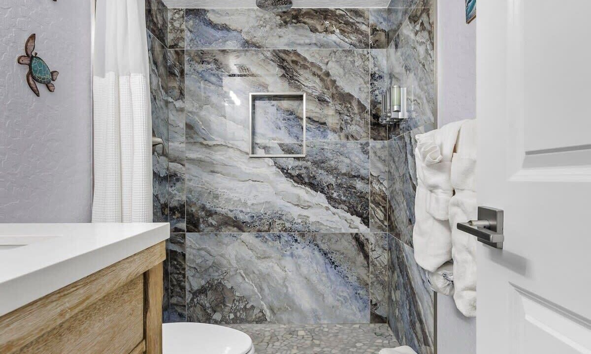 Photo of Bathroom in Avon By The Sea