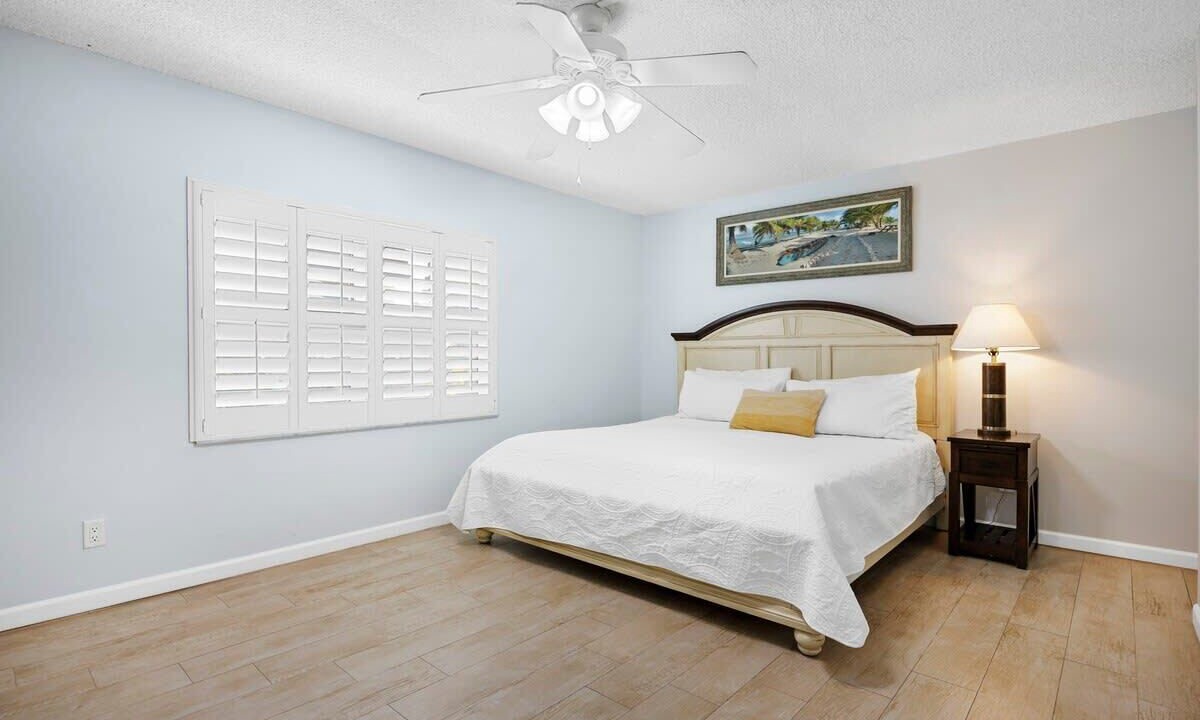 Photo of Bedroom in Avon By The Sea