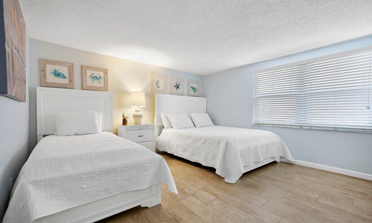 Photo of Bedroom in Avon By The Sea