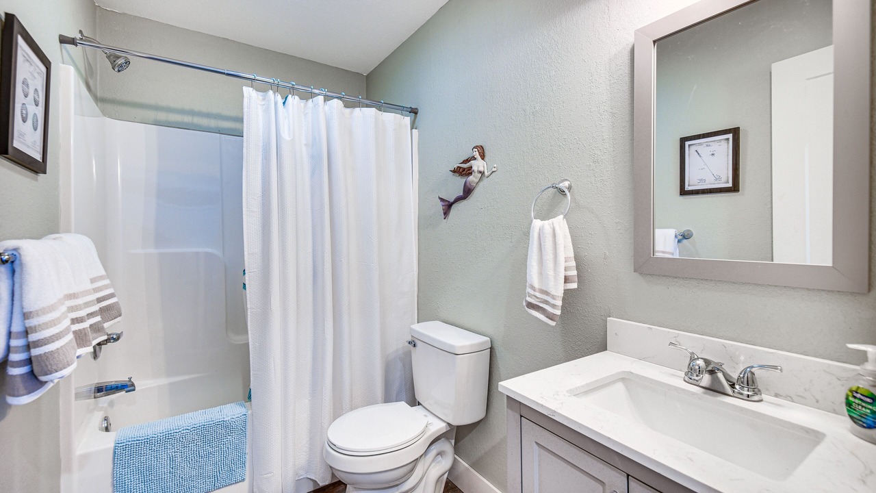 Photo of Bathroom in Sea Scape