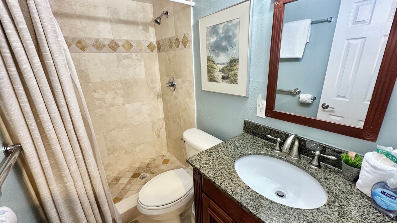Photo of Bathroom in Cocoa Isles