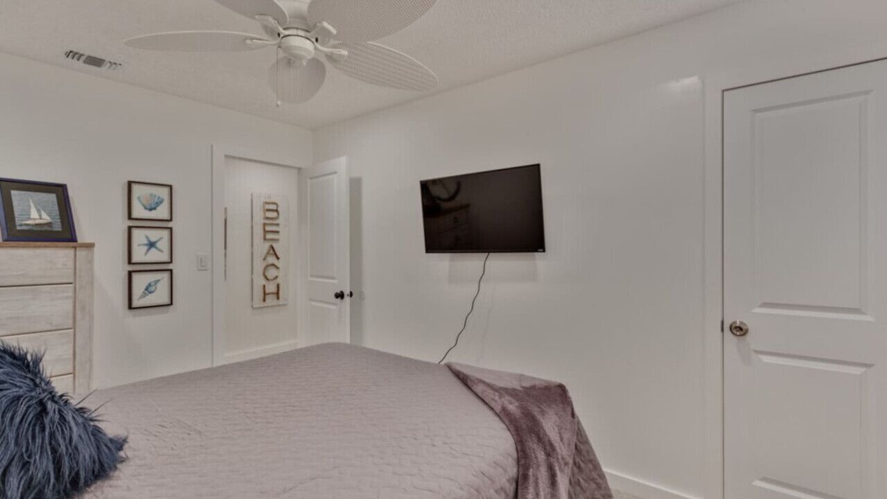 Photo of Bedroom in Isle of Palms