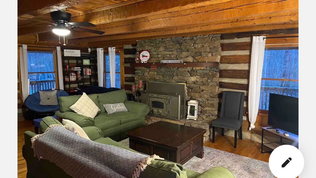 Photo of Livingroom in Marietta