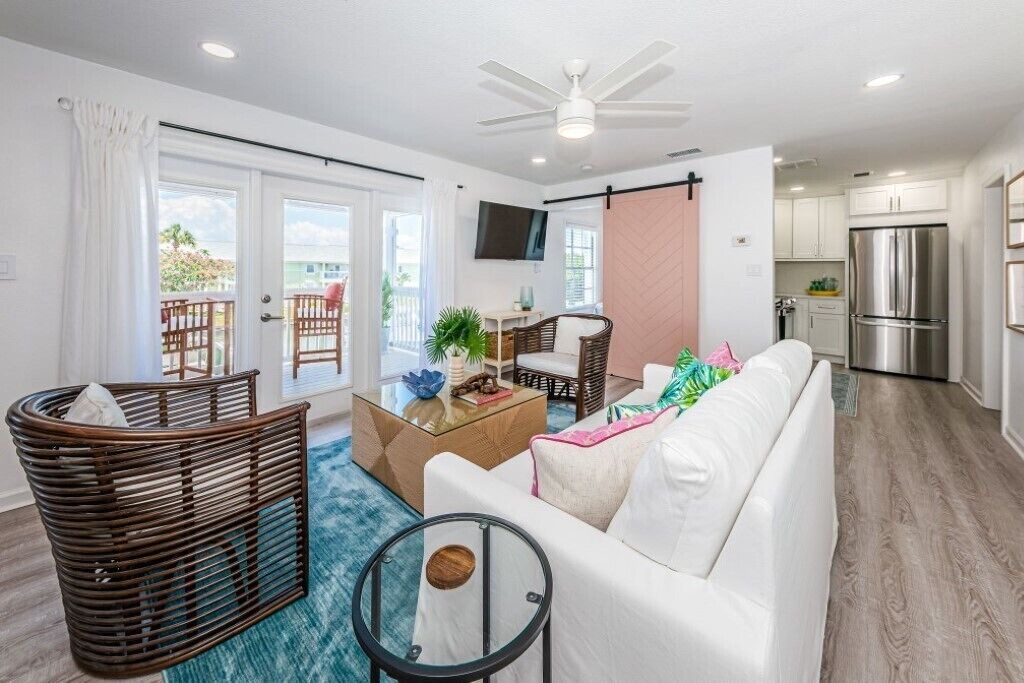 Photo of Livingroom in Coquina Key