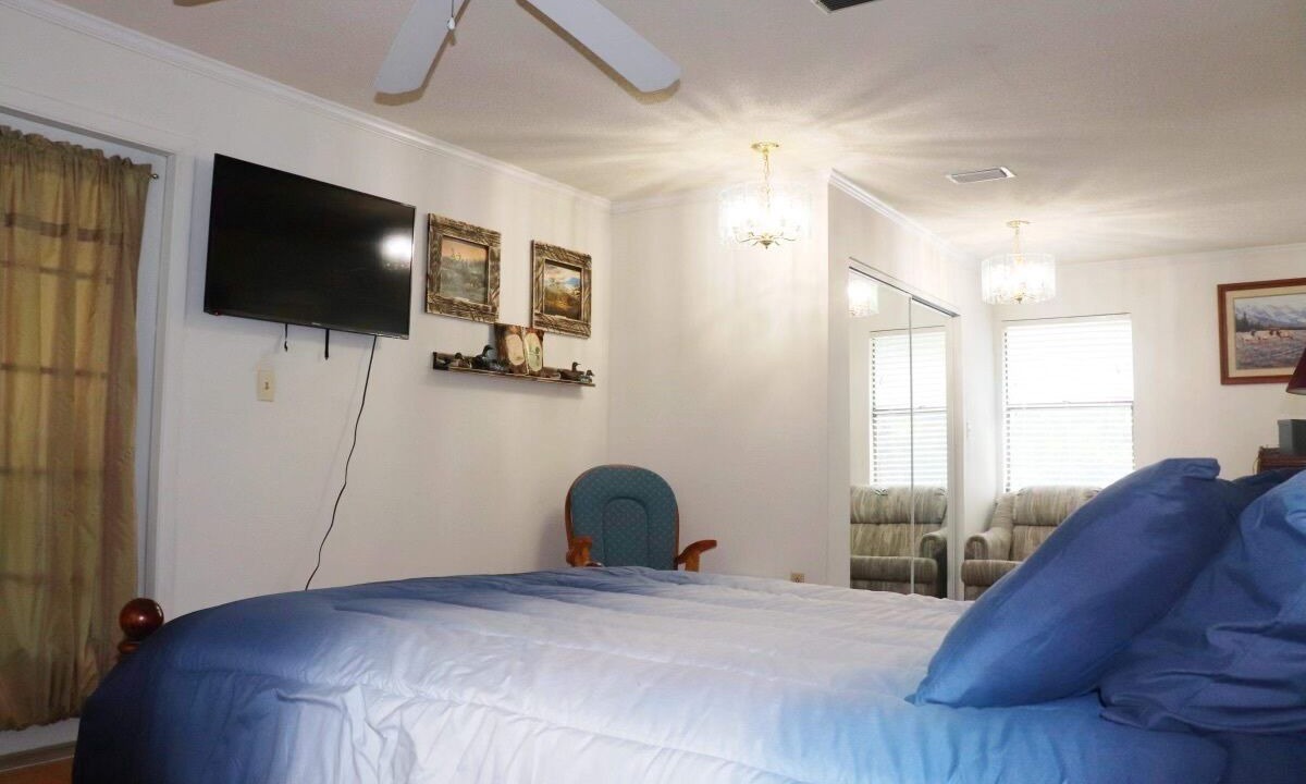 Photo of Bedroom in Steinhatchee
