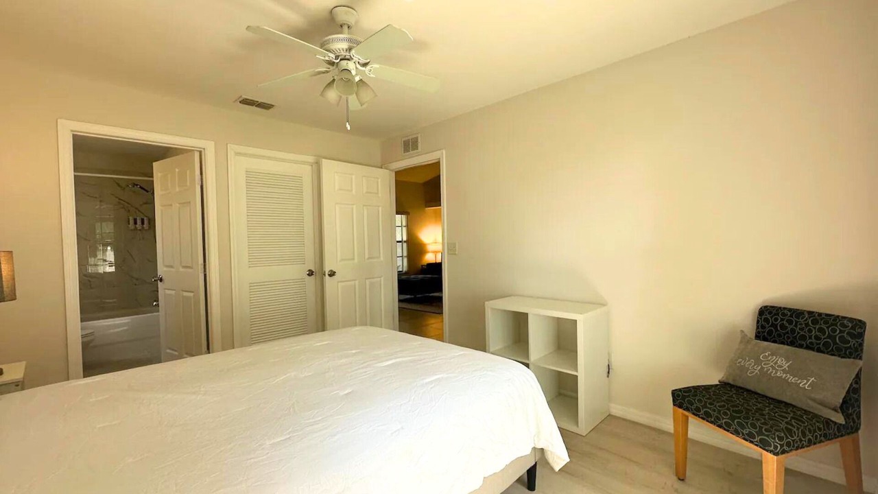 Photo of Bathroom in Largo