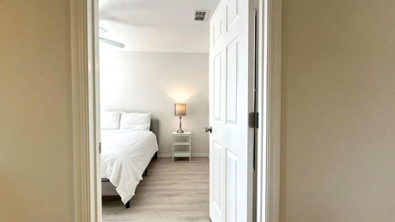 Photo of Bedroom in Largo