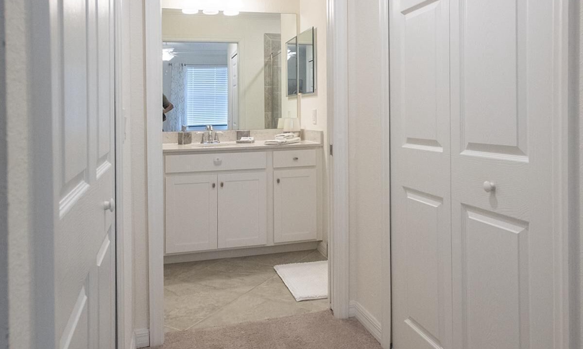 Photo of Bathroom in Lakewood Ranch