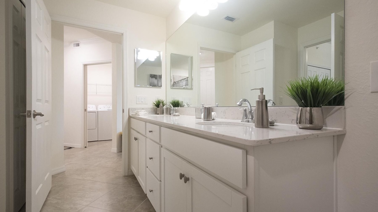 Photo of Bathroom in Lakewood Ranch