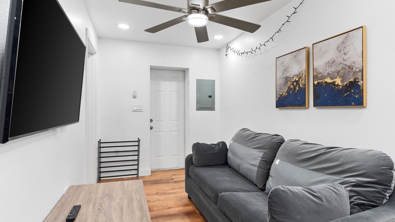 Photo of Livingroom in Ybor City