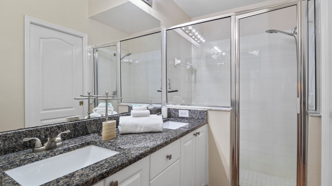 Photo of Bathroom in Tuscan Hills