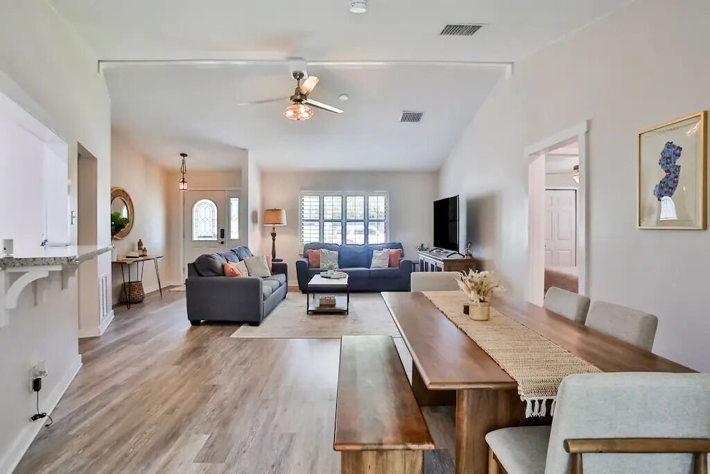 Photo of Livingroom in Palm Harbor