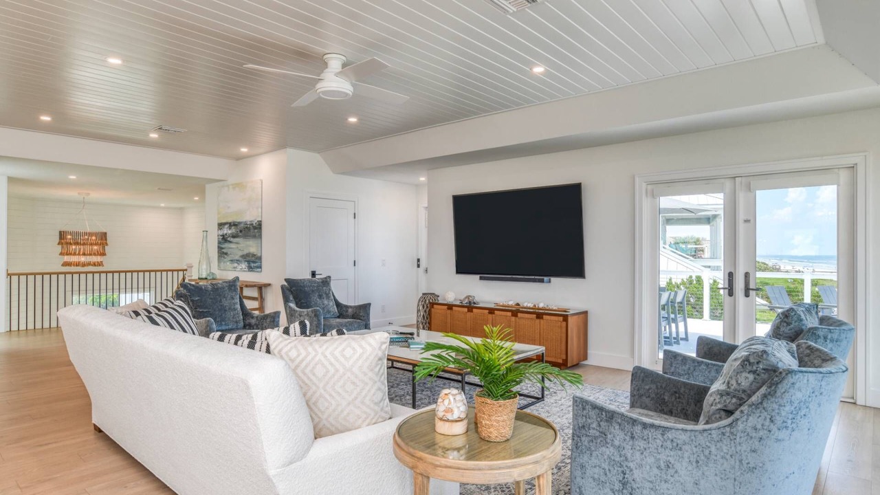 Photo of Bedroom in Crescent Beach
