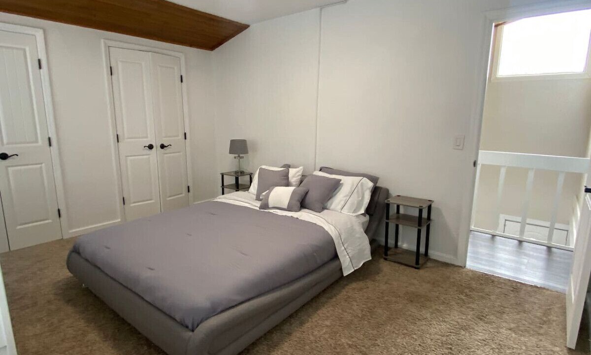Photo of Bedroom in Holly Heights