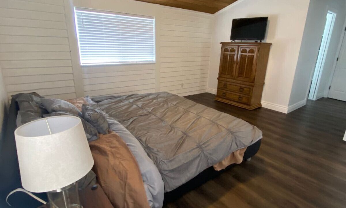 Photo of Bedroom in Holly Heights