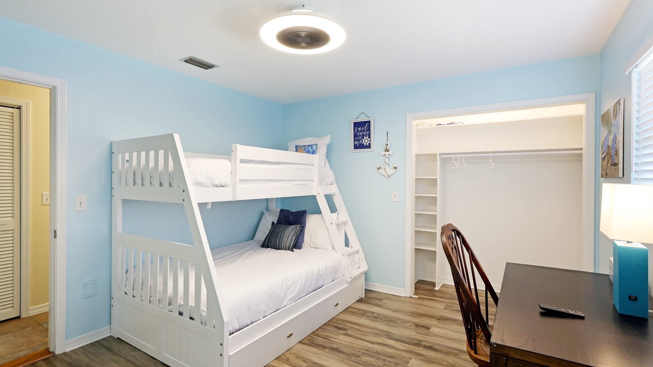 Photo of Bedroom in Bradenton