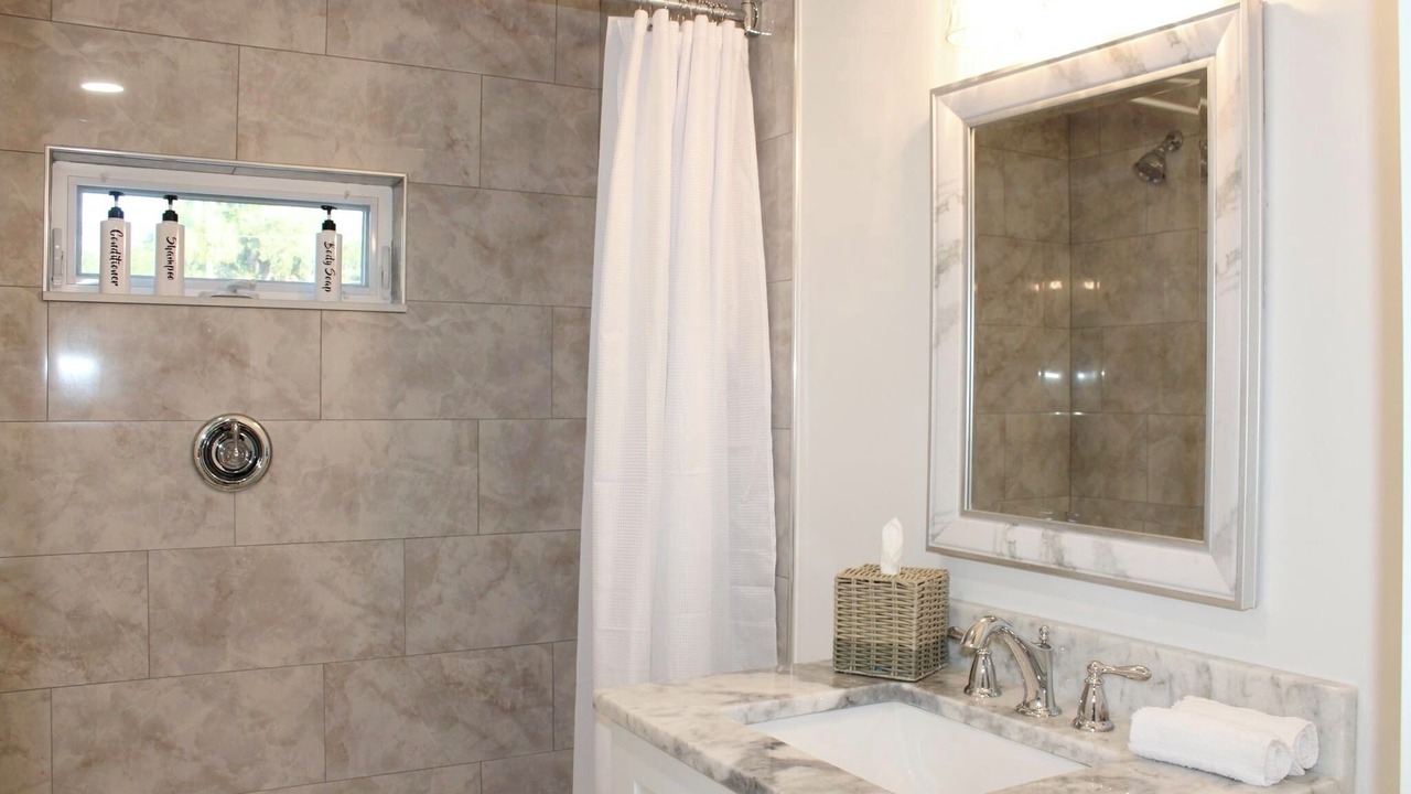 Photo of Bathroom in Tarpon Springs