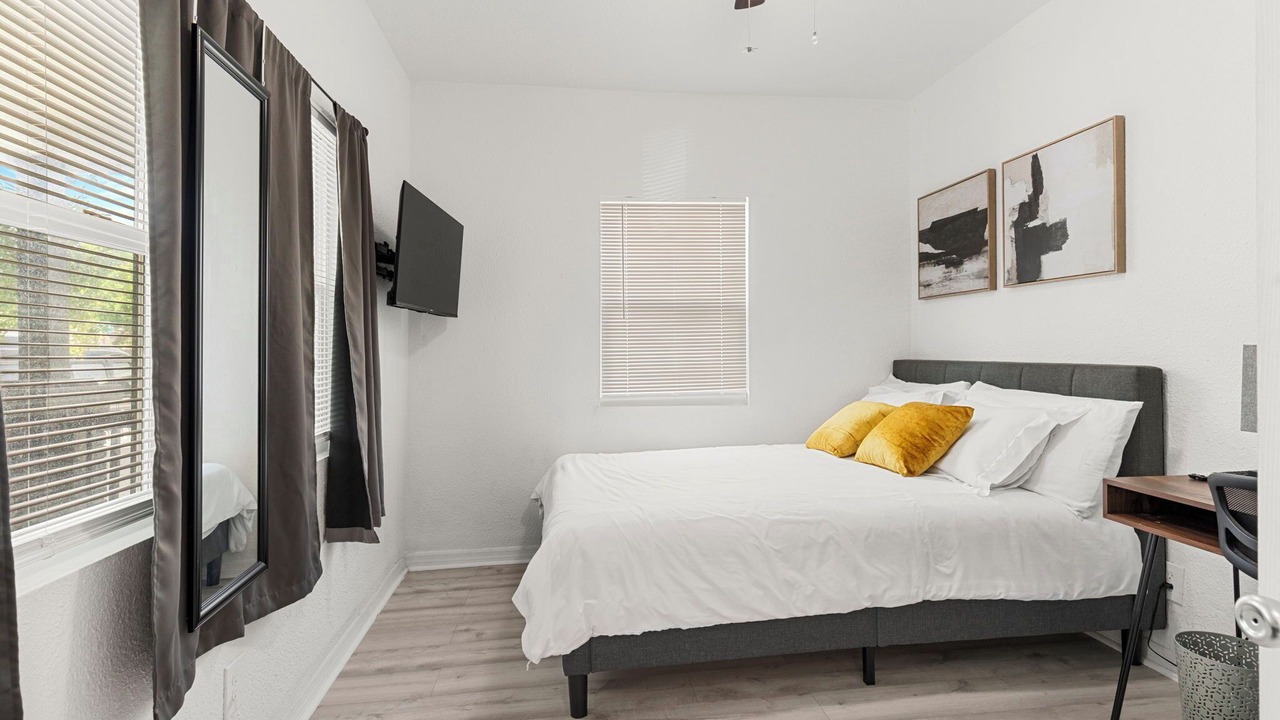 Photo of Bedroom in Ybor City