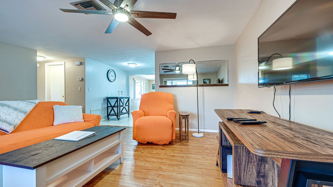 Photo of Livingroom in Gulf Highlands