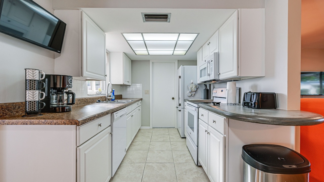 Photo of Kitchen in Gulf Highlands