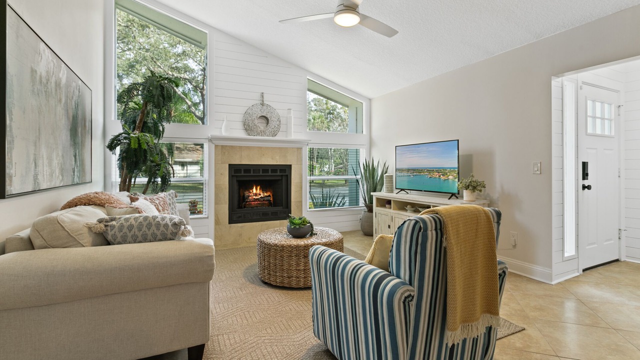 Photo of Livingroom in Isle of Palms