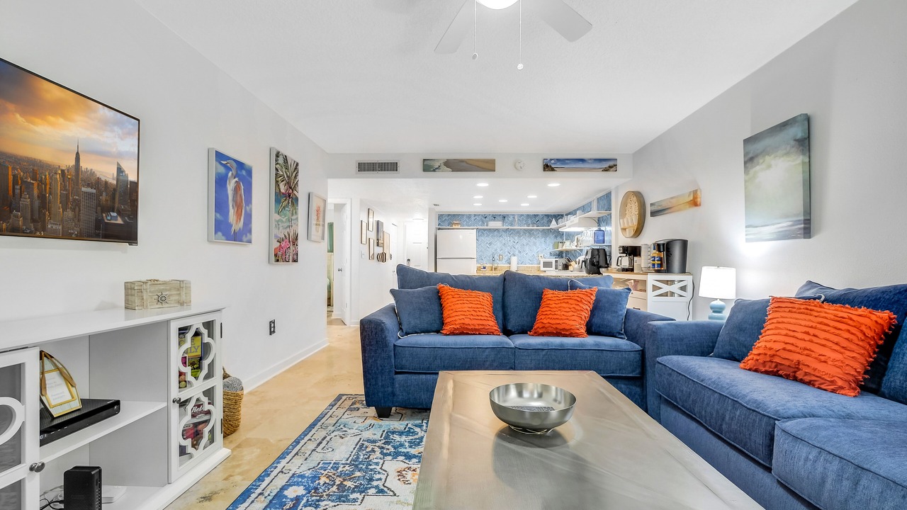 Photo of Livingroom in Crescent Beach