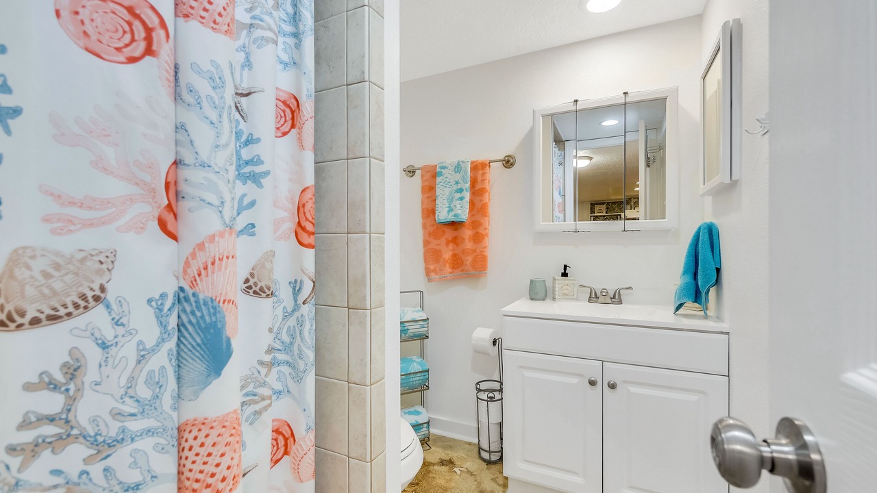 Photo of Bathroom in Crescent Beach