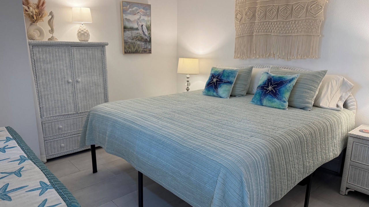 Photo of Bedroom in Madeira Beach