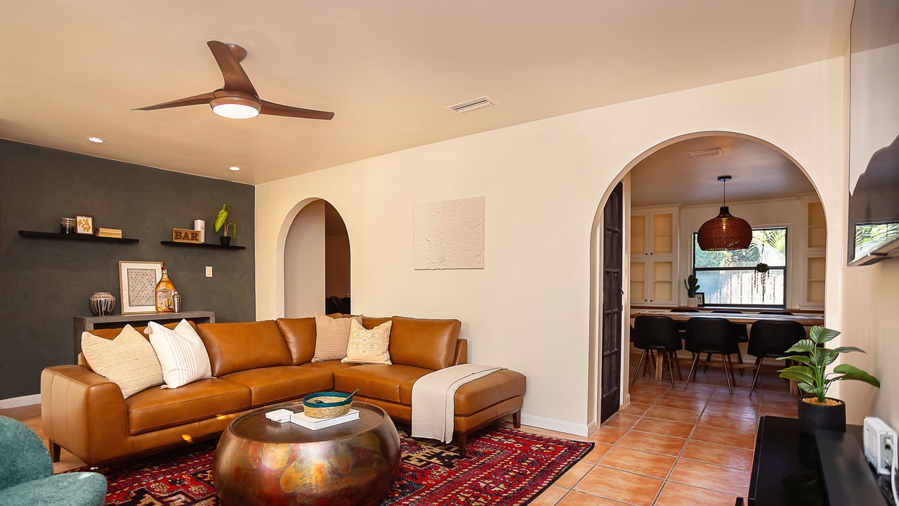Photo of Livingroom in Gainesville