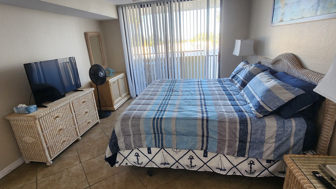 Photo of Bedroom in Hudson