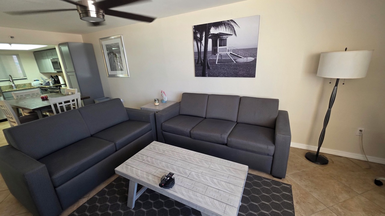 Photo of Livingroom in Hudson
