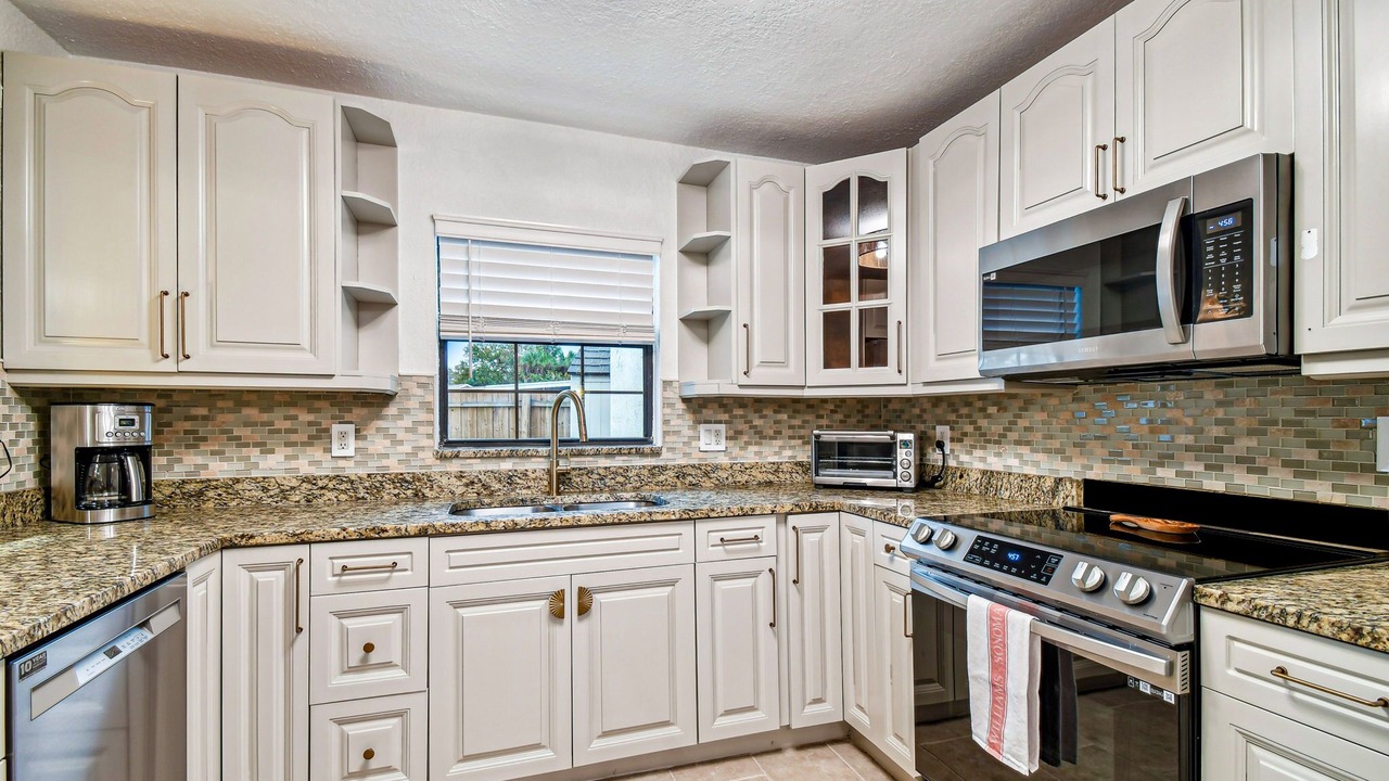 Photo of Kitchen in Cove