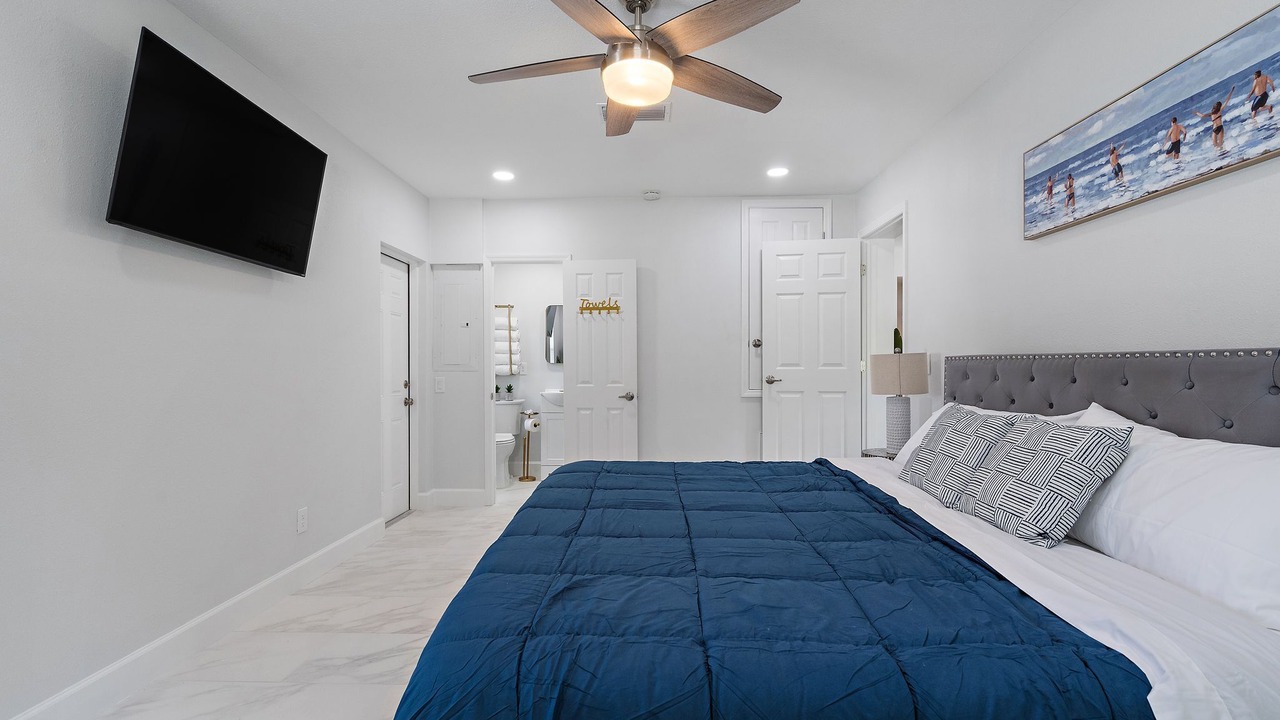 Photo of Bedroom in Madeira Beach