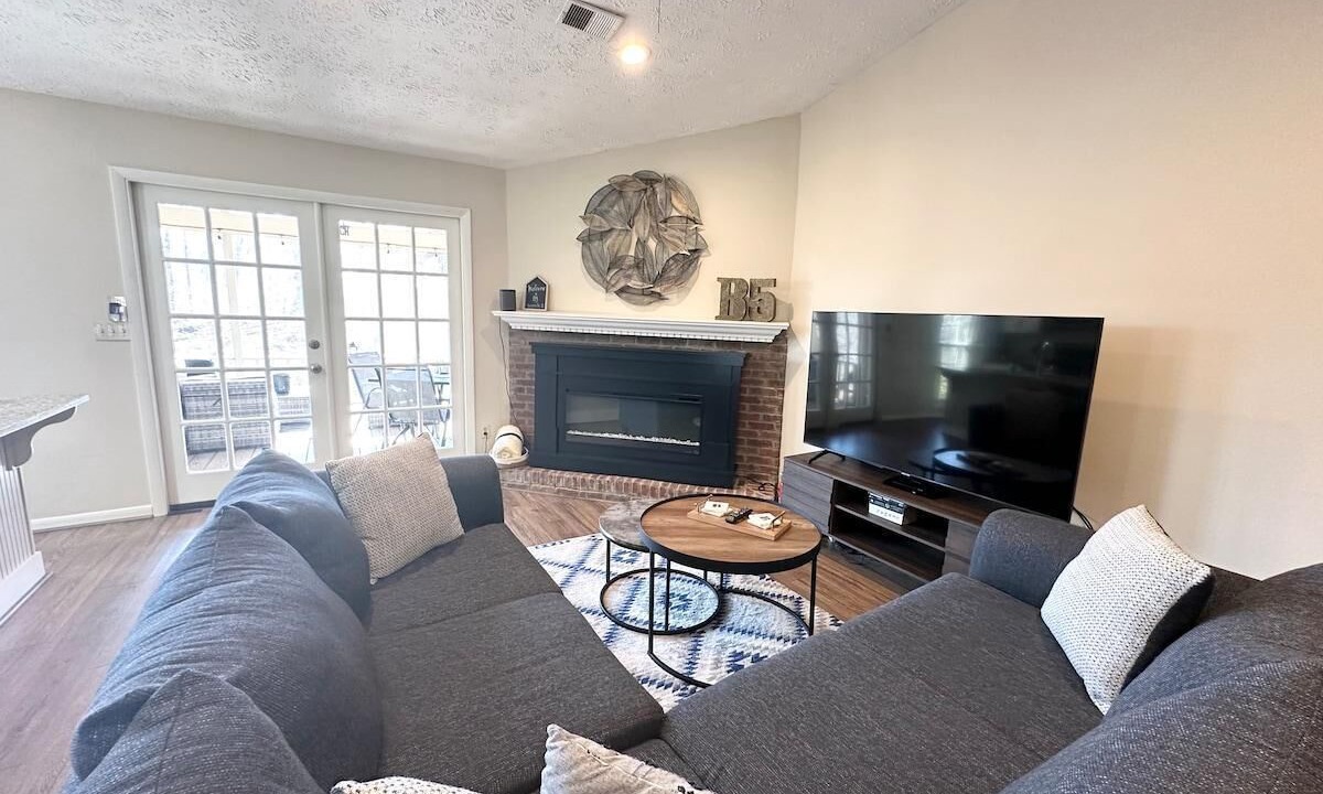 Photo of Livingroom in Conestee
