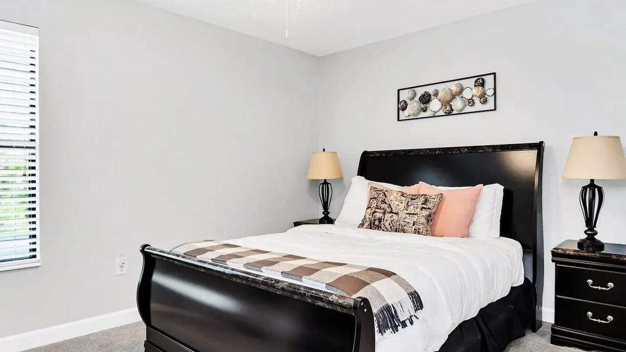 Photo of Bedroom in Loughman