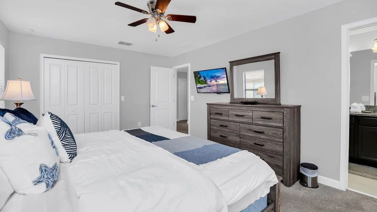 Photo of Bedroom in Loughman