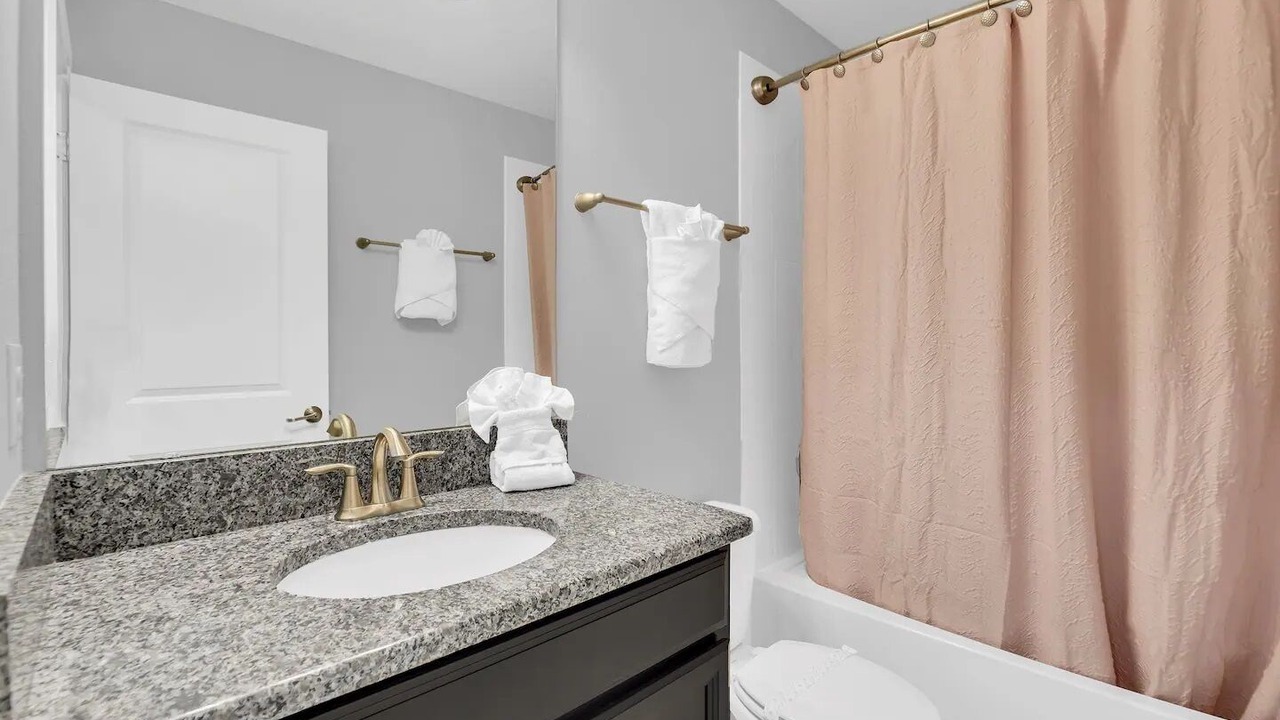 Photo of Bathroom in Loughman