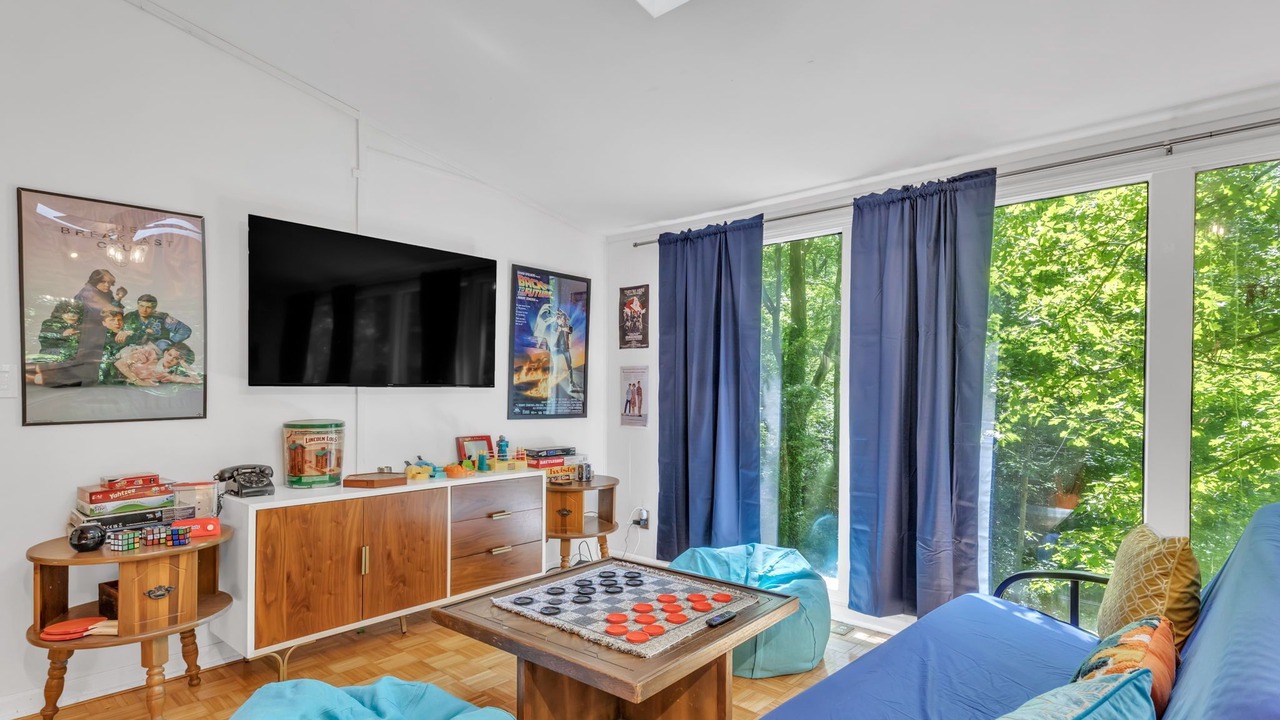 Photo of Bedroom in Taylors