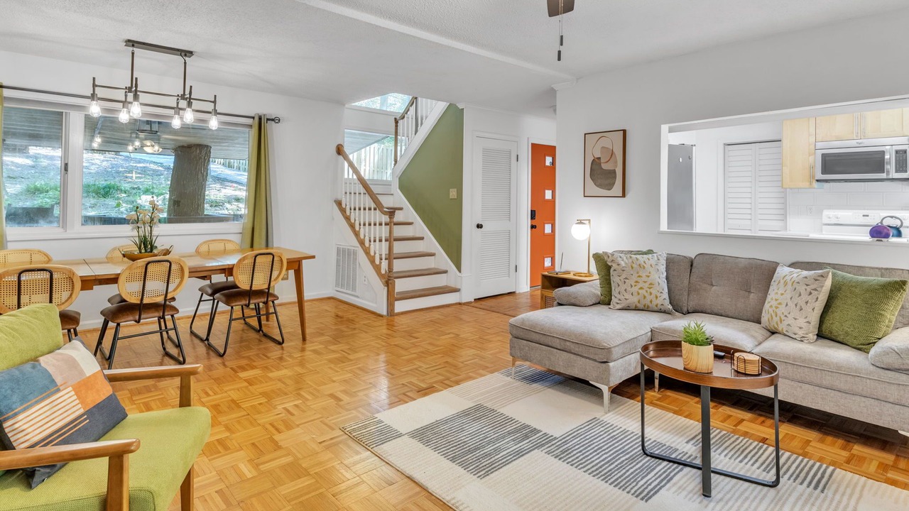 Photo of Livingroom in Taylors