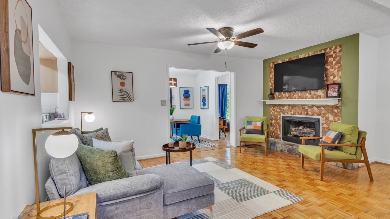 Photo of Livingroom in Taylors