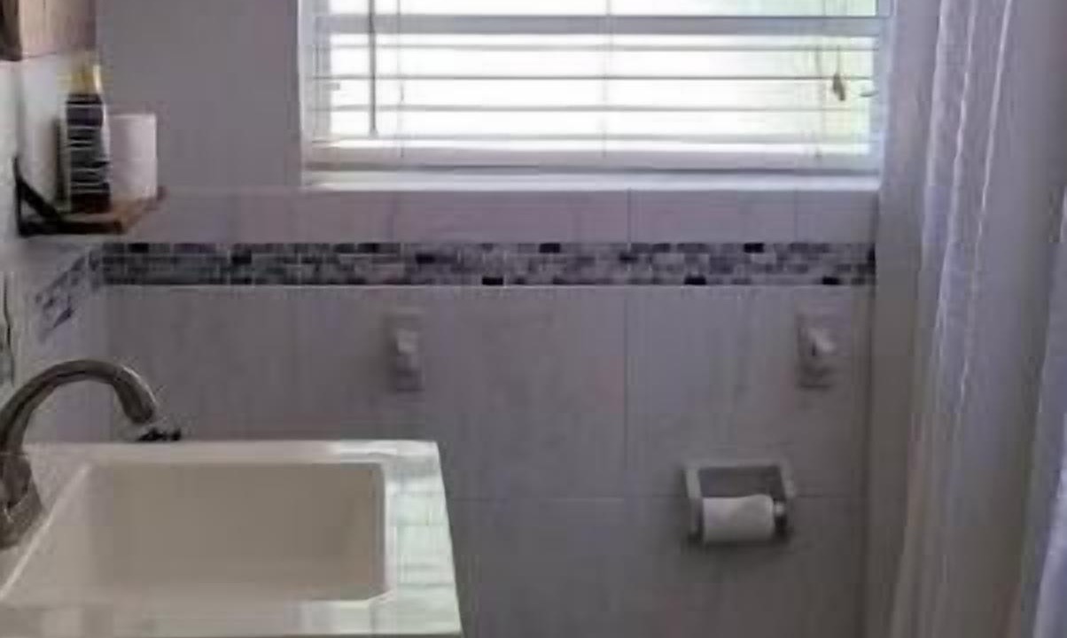 Photo of Bathroom in East Tampa