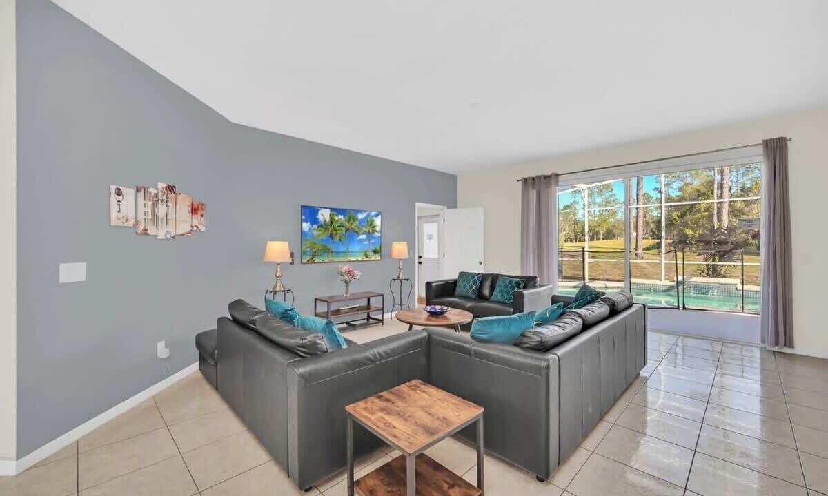 Photo of Livingroom in Highlands Reserve