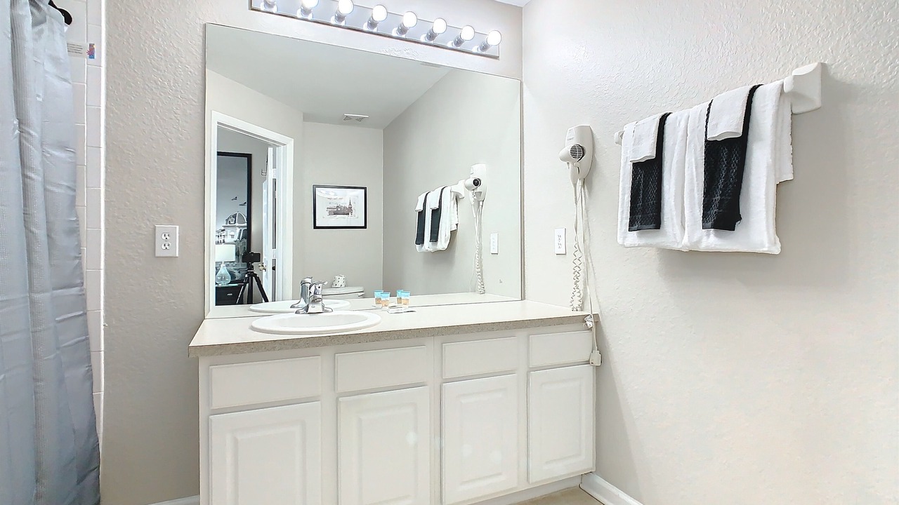 Photo of Bathroom in Windsor Hills