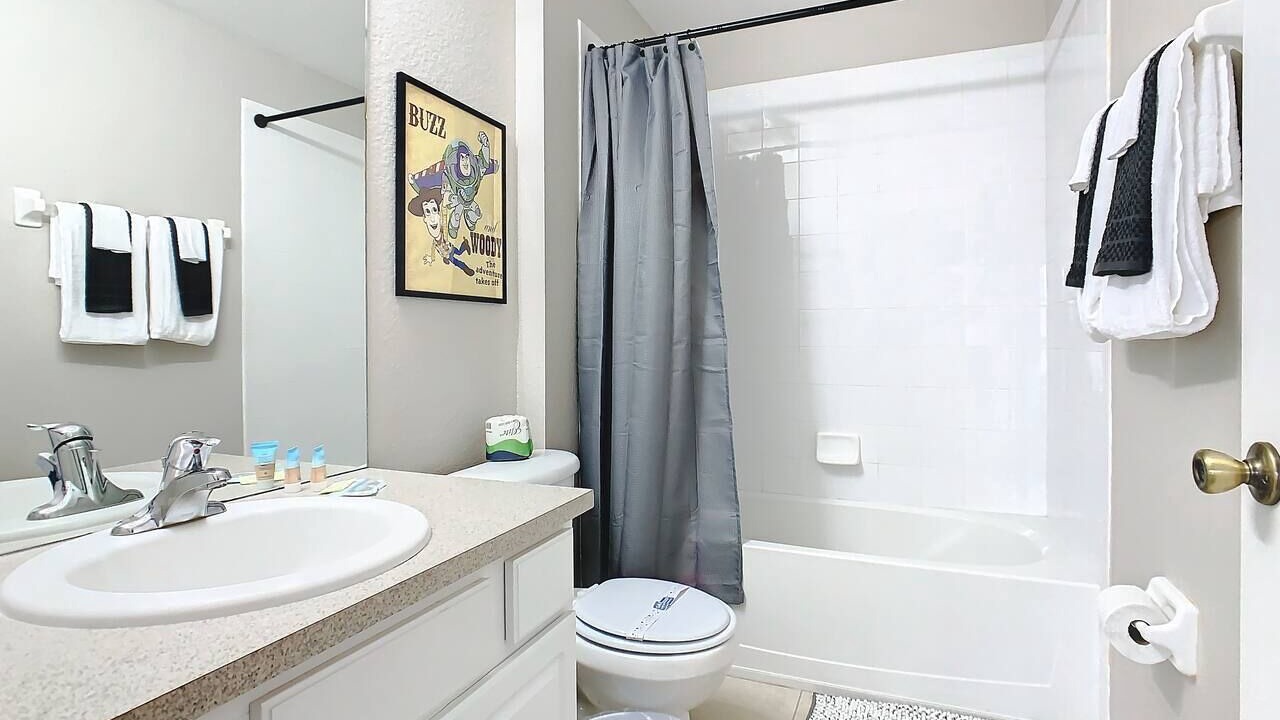 Photo of Bathroom in Windsor Hills