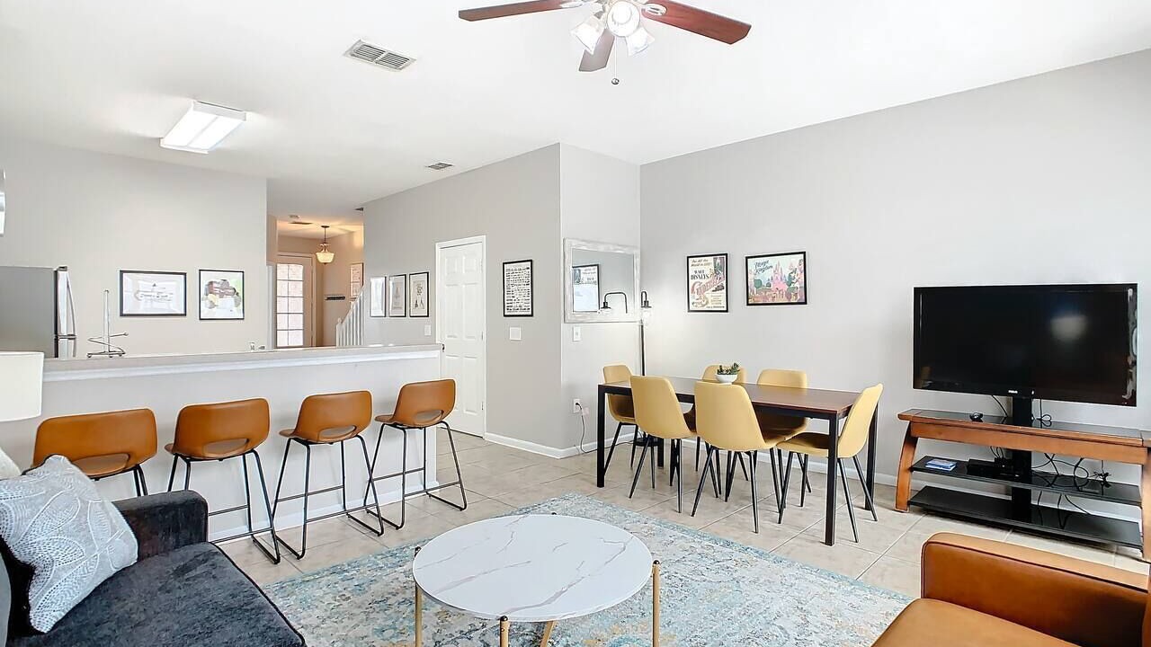 Photo of Bedroom in Windsor Hills