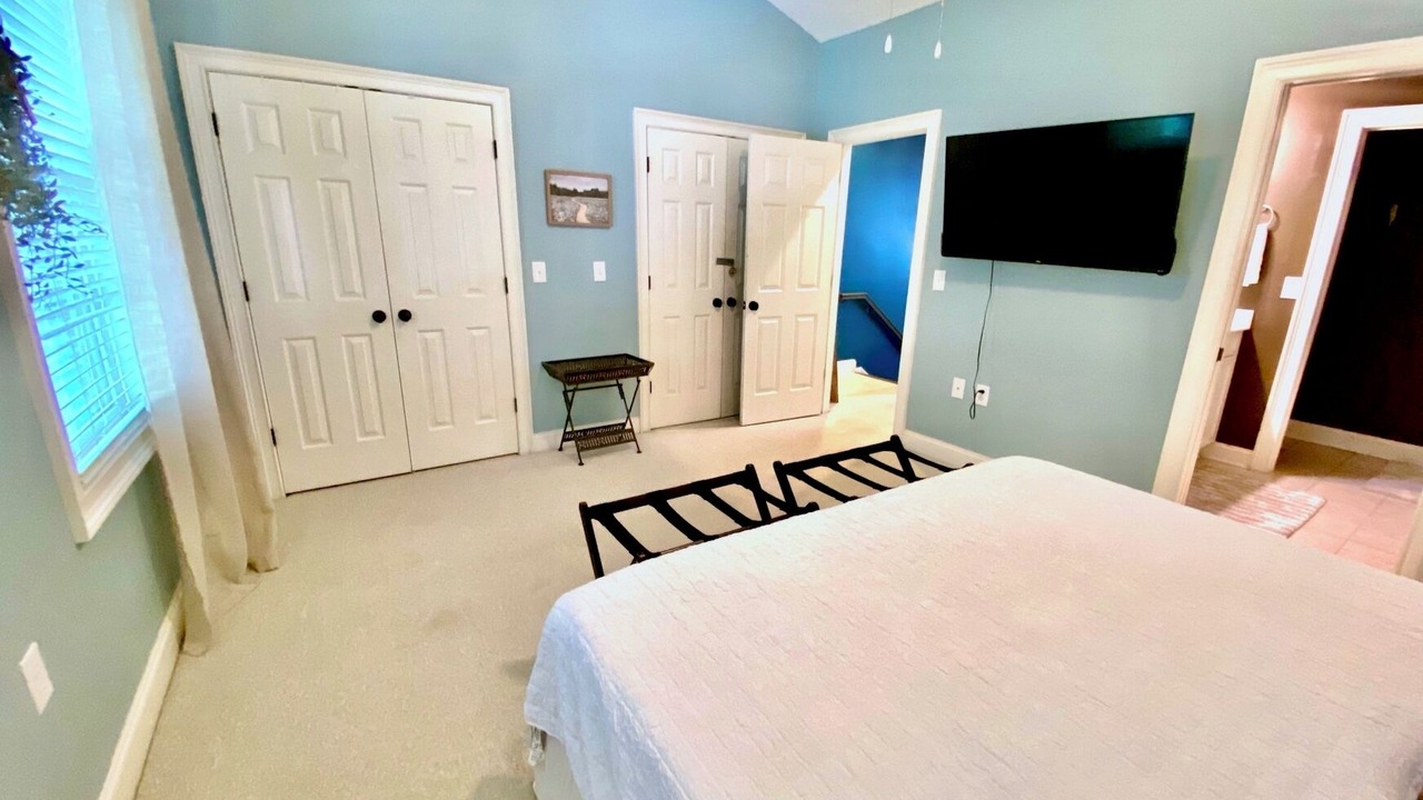 Photo of Bedroom in West End