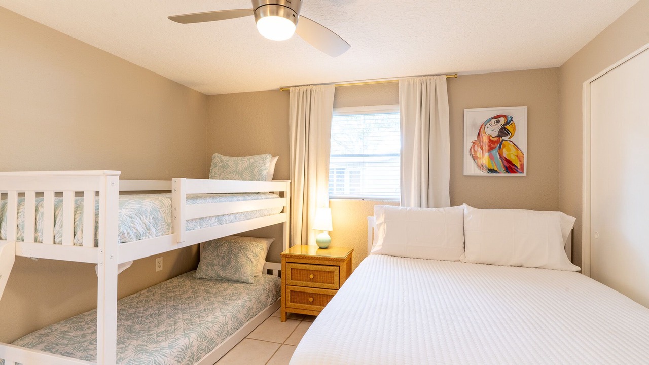 Photo of Bedroom in Gulf Gate Estates