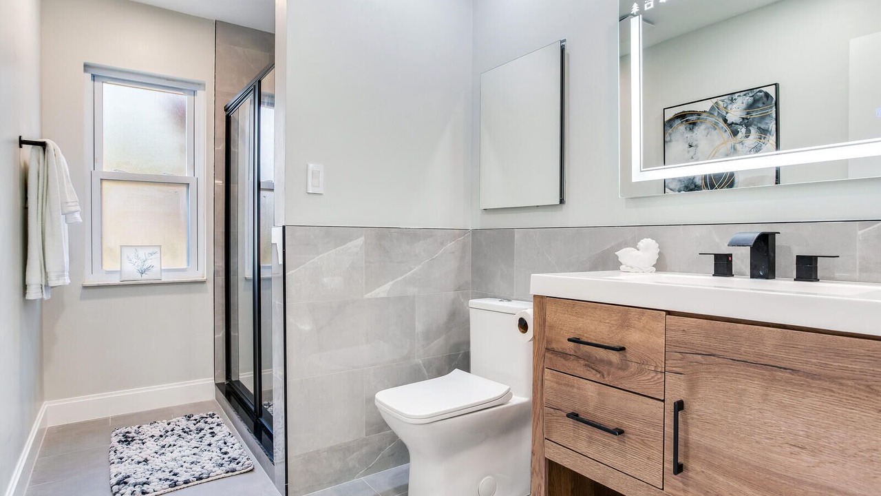 Photo of Bathroom in Palm Harbor
