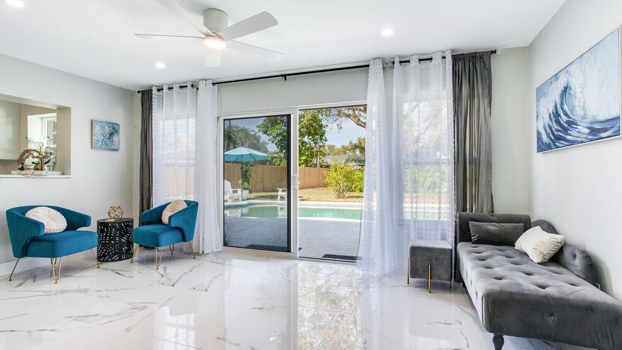 Photo of Livingroom in Palm Harbor